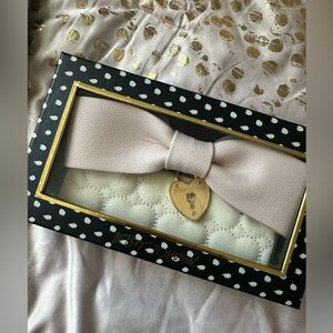 Betsy Johnson wallet